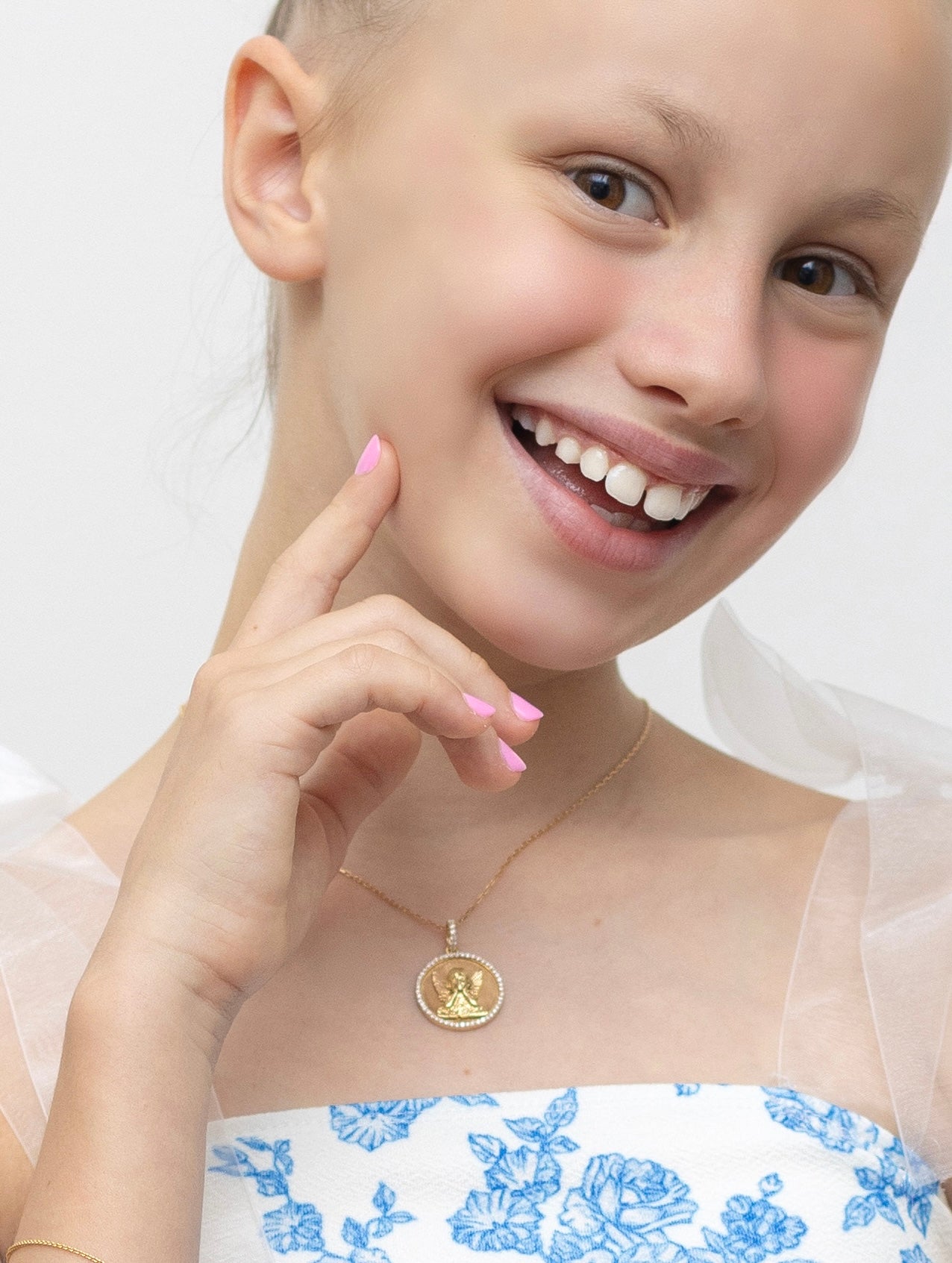 VEGA GUARDIAN ANGEL COIN DIAMOND NECKLACE