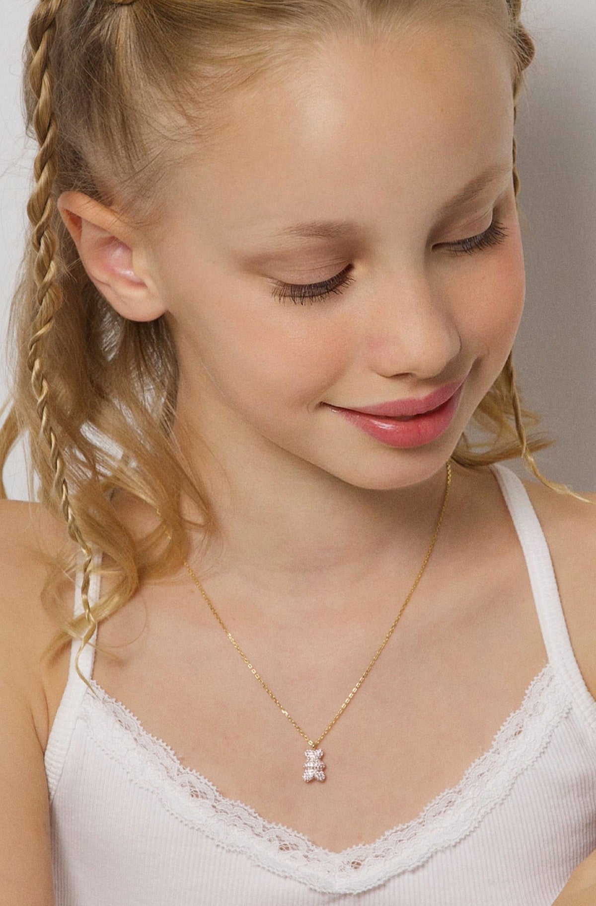 VEGA MINI PINK TEDDY DIAMOND NECKLACE